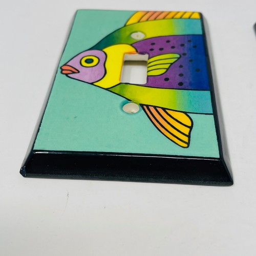 Now That's A Switch Light Switch Plate & Electrical Outlet Set Fish Colorful Vtg - Foto 5 di 23