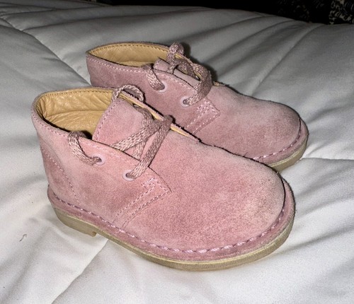 Clark’s Originals Boots Pink Suede Desert Boots Toddler Size 6 W Wide - Picture 2 of 12