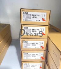 1PCS In Box  PLC Module Mitsubishi Q33B Q33B