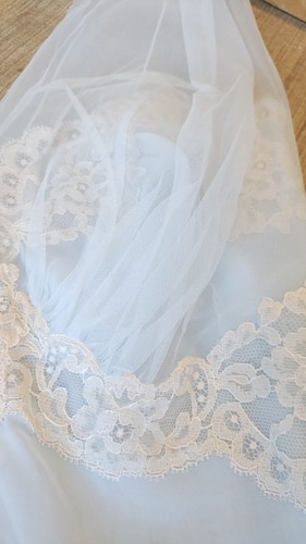 Vintage Vanity Fair 50's 60's baby blue nylon & lace night gown - Small B: 34" - Picture 10 of 21