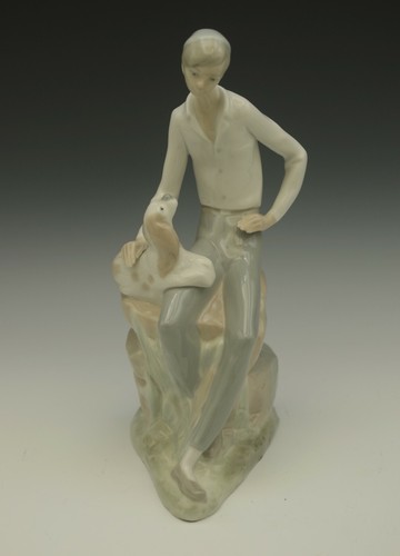 LLADRO NAO SPAIN SHEPHERD WITH DOG BOY WITH SPANIEL DOG LARGE SCULPTURE - Picture 2 of 8