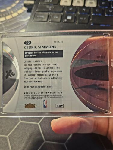 Cedric Simmons 2006-07 FLEER EX RC Auto! Mint! SP /899! Great Looking Set! 🔥🔥 - Picture 3 of 4