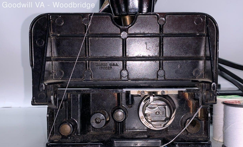 Singer Black 301a Sewing Machine W/Soft Carrying Case "Fully Serviced" - 第 6/7 張圖片