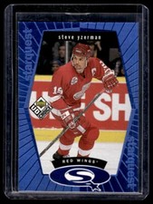 1998-99 UD Choice StarQuest Blue Steve Yzerman #SQ18 Detroit Red Wings