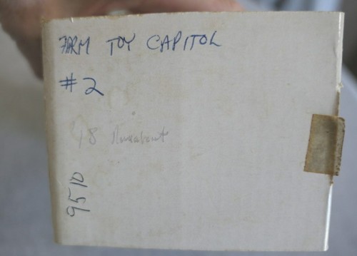 Ertl #2 Farm Toy Capitol Dyersville 1918 Ford T Runabout 1:25 Diecast Bank 9510 - Picture 10 of 11