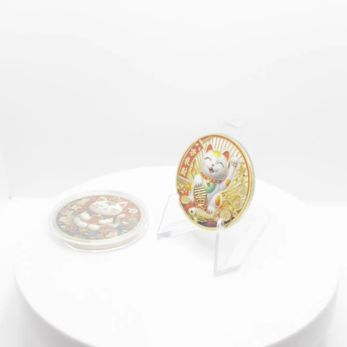 Maneki-Neko 招き猫 Lit Beckoning Lucky Cat Coins Collectable Coin Commemorative - Video 1 of 1