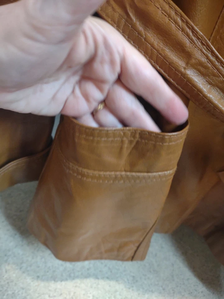 Vintage 80s Tannery Leather Jacket Caramel Belted Medium. Jacket  Women’s 11/12 - Image 2 of 4