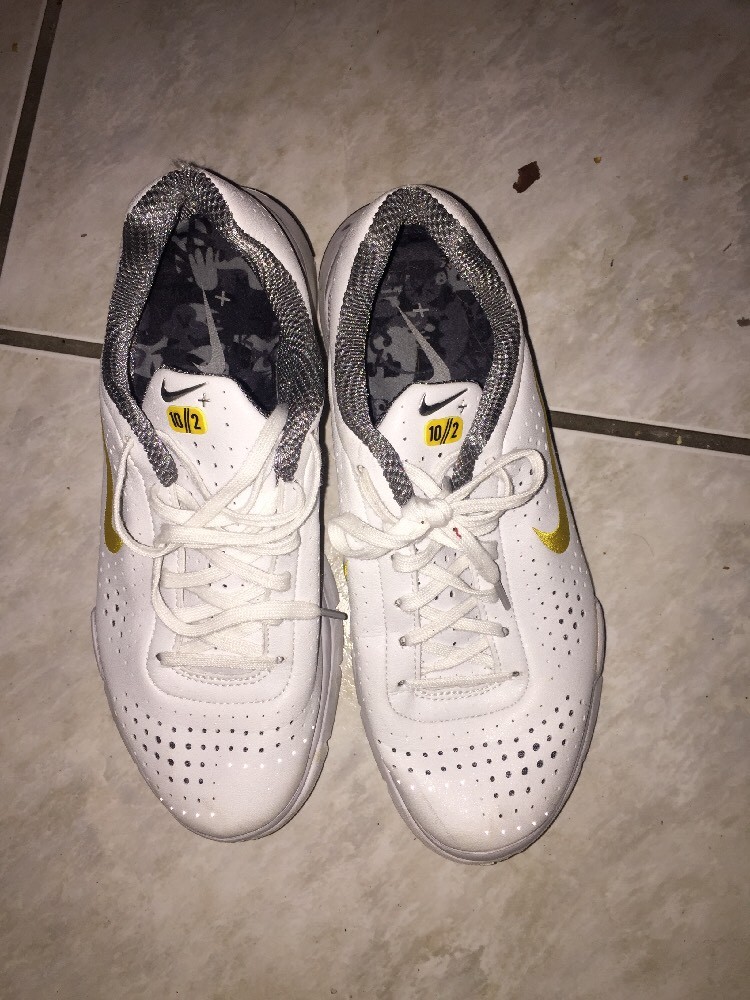 Nike + Zoom Air Mens Low Sz 8.5 White Used Nike + Zoom Air Mens Low Sz 8.5 White Used
