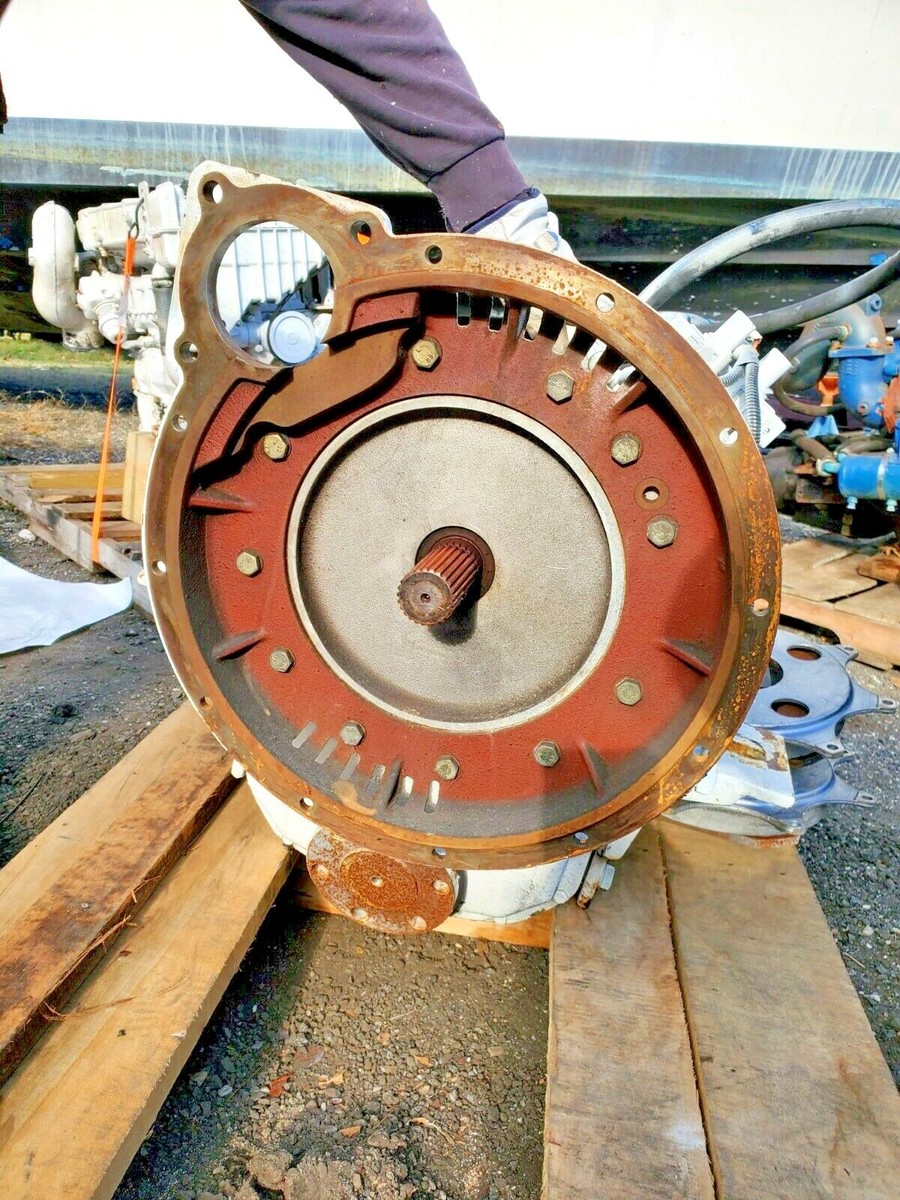 【24時間以内発送】VRSR BAKUOOONミッツァイル 管理番号15192 ZF Marine IRM 280V-LD 1.77 ratio V-Drive Transmission w/ #3