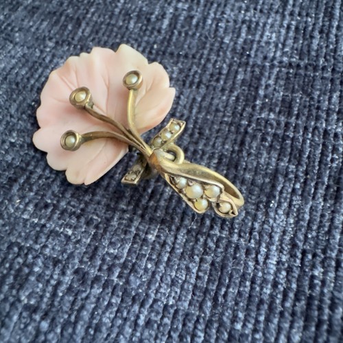 antique edwardian gilt metal pearl coral leaf pendant - Picture 6 of 9