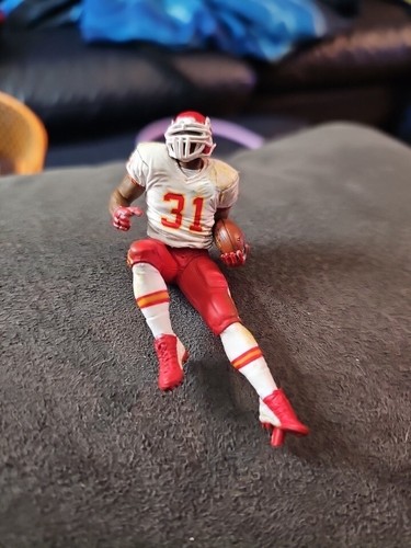 Kansas City Priest Holmes Figure- No Base - Picture 2 of 9