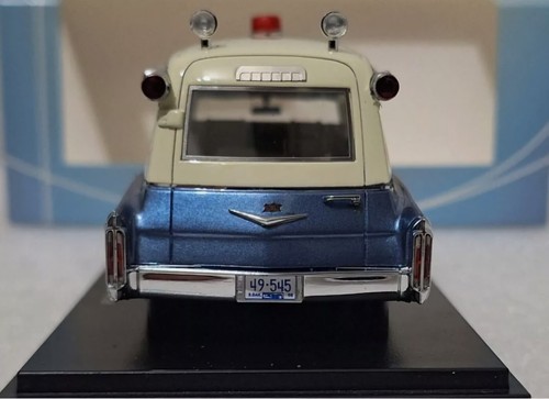Cadillac S&S Ambulance 1966 Blue Met 1:43 Neo 49545 EXTREMELY RARE and mint!!! - Picture 10 of 14