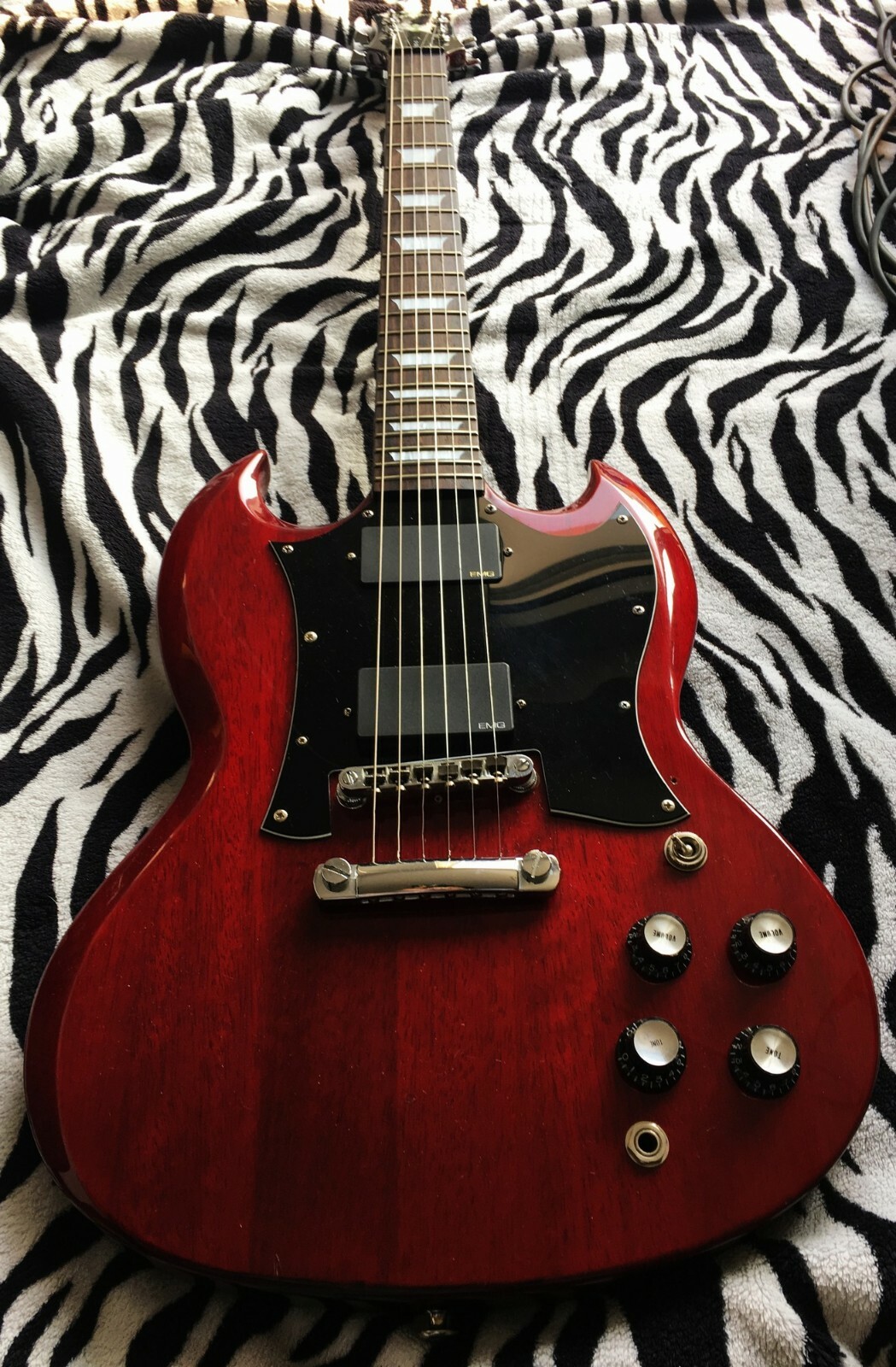 Vintage Korea Epiphone SG 61 Standard+EMG 81 85 Zakk Wylde SUPER Klang by Gibson Vintage Korea Epiphone SG 61 Standard+EMG 81 85 Zakk Wylde SUPER Klang by Gibson