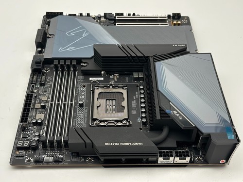 GIGABYTE Z790 AORUS MASTER X LGA 1700 EATX Intel Motherboard READ - Picture 4 of 11