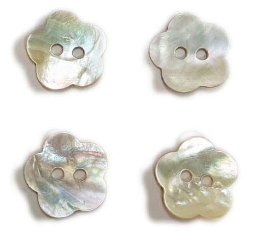 8 x Buttons MOTHER OF PEARL Small Buttons 2 Hole Iridescent ROUND HEART FLOWER - Picture 6 of 16