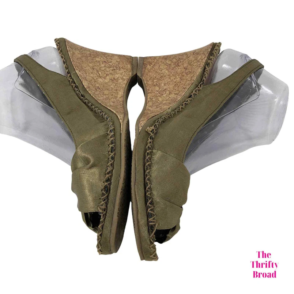 Zapato Seychelles Neutro Peep Toe Cuñas Tela Satén Corcho Talla 10 Brillante Metálico Foto 3 de 4