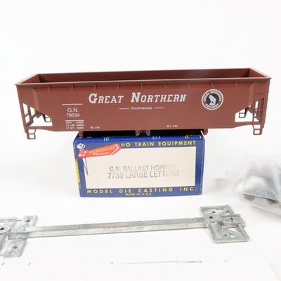 #ad #ad Roundhouse HO Scale Great Northern GN Ballast Hopper Large Letters Kit 7736 B $16.99
