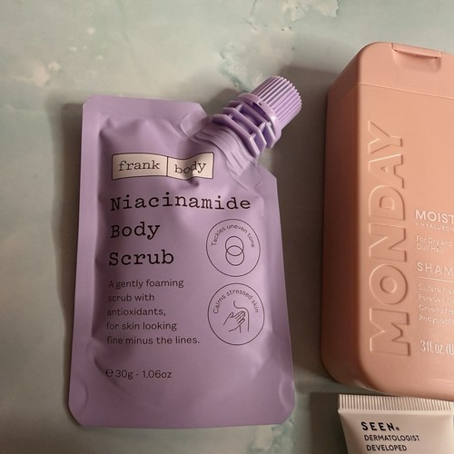 Lote de paquetes de belleza | Incluye artículos exactos mostrados | Empaquetado y enviado ¡Lindo! ¡Nuevo! - Imagen 2 de 8