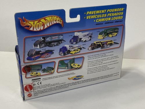 Hot Wheels Mickey Pavement Pounder with Limo Disney World 47075 - Picture 6 of 24