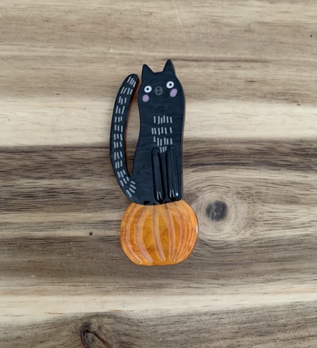 Erstwilder Pumpkin Time Kitty Brooch Cat Pin NWOT