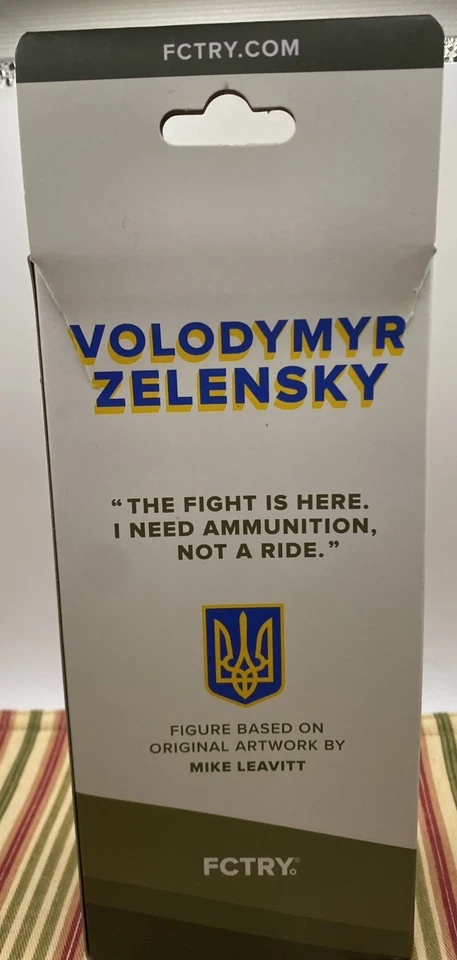 Figura Volodymyr Zelensky 6" Figura de Acción Ucrania Chaqueta Verde FGZE01 FCTRY Foto 4 de 4