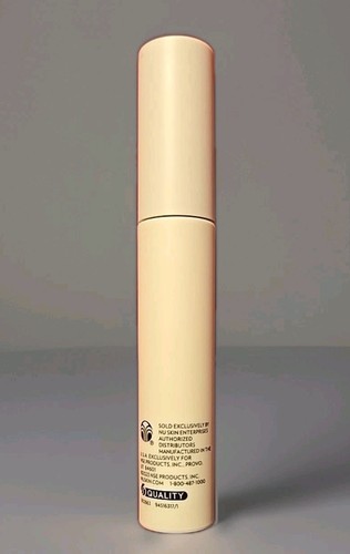 Suero para pestañas + cejas Nu Colour de Nu Skin. TAMAÑO COMPLETO, 5 ml/ .2 fl oz. - Imagen 2 de 2