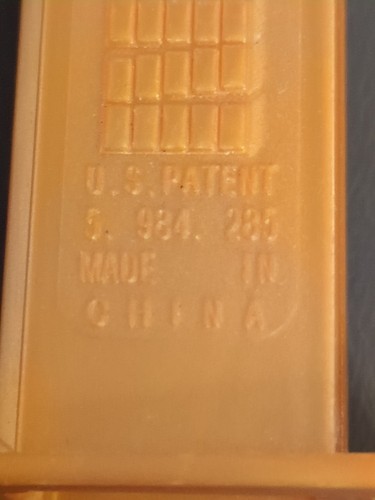 Vintage Pez Dispenser-Pat. # 5.9-China-Star Wars-C3PO-A104 - Picture 3 of 3