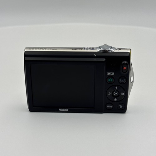 Nikon COOLPIX S5100 Digital Camera 5xOptical Zoom 12.2MP with Accessories Silver - Picture 6 of 6