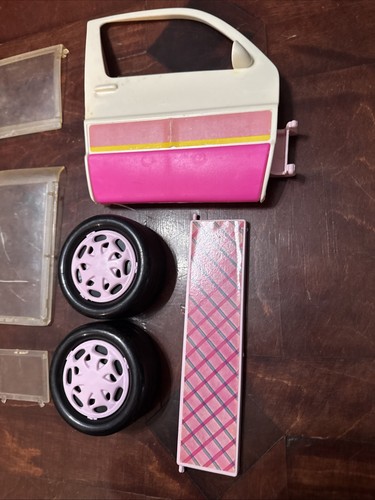 VTG Barbie Picnic Mini Van 13185 1995 Replacement Parts Seats Glass Wheels etc - Picture 4 of 9