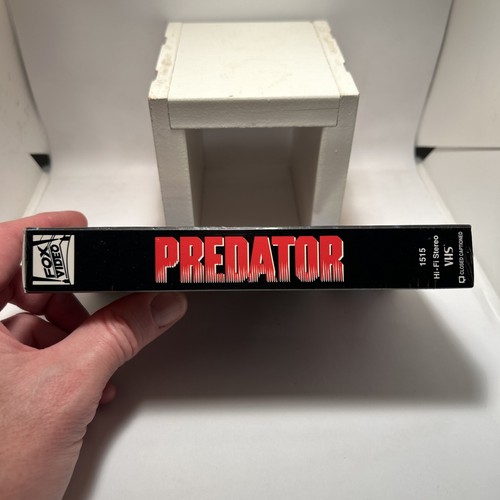 Predator (VHS, 1991 Release) NEU FABRIKVERSIEGELT Schwarzenegger schneller Versand! - Bild 4 von 14