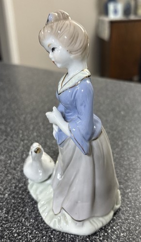 Vintage Victorian Porcelain Lady Girl Figurine with One Goose/Duck 6" Tall - Picture 4 of 15