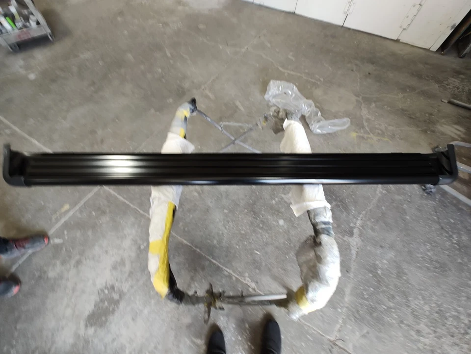 Tahoe 2013 estribo nuevo en caja original con el que venía. Foto 3 de 4