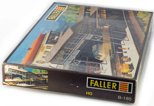 FALLER B-185 HO H0 KIT Covered passenger bridge , BAHNSTEIGBRUCKE "Radolfzell" - Picture 4 of 4