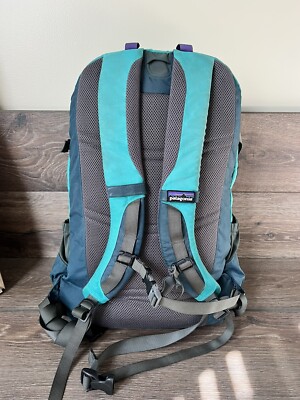 PATAGONIA FUEGO 32L Hiking Camping Backpack Day Hike Teal - Navy
