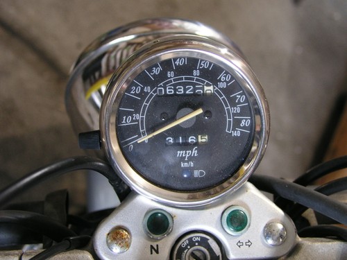 1999 - 2010 Suzuki GZ250 Marauder Front Wheel with Metzeler 110/90-16 Tire - Picture 8 of 8