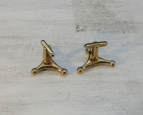 Pair of Vintage Hickok Jacks Gold Toned Metal Cufflinks - Picture 6 of 8