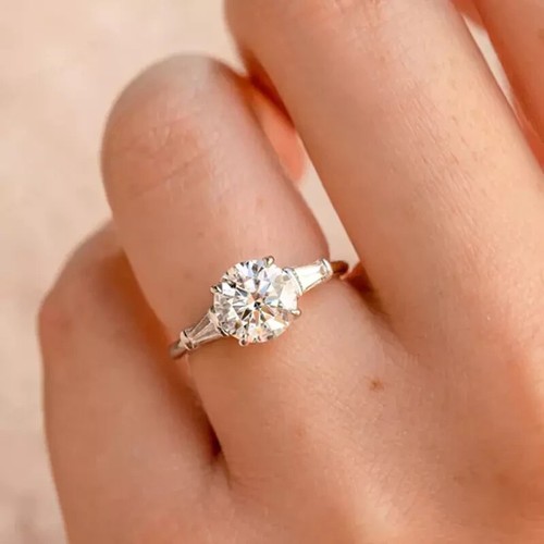 3CT Round & Baguette Cut Lab Created Diamond Wedding Ring 14K White Gold Plated - 第 3/10 張圖片