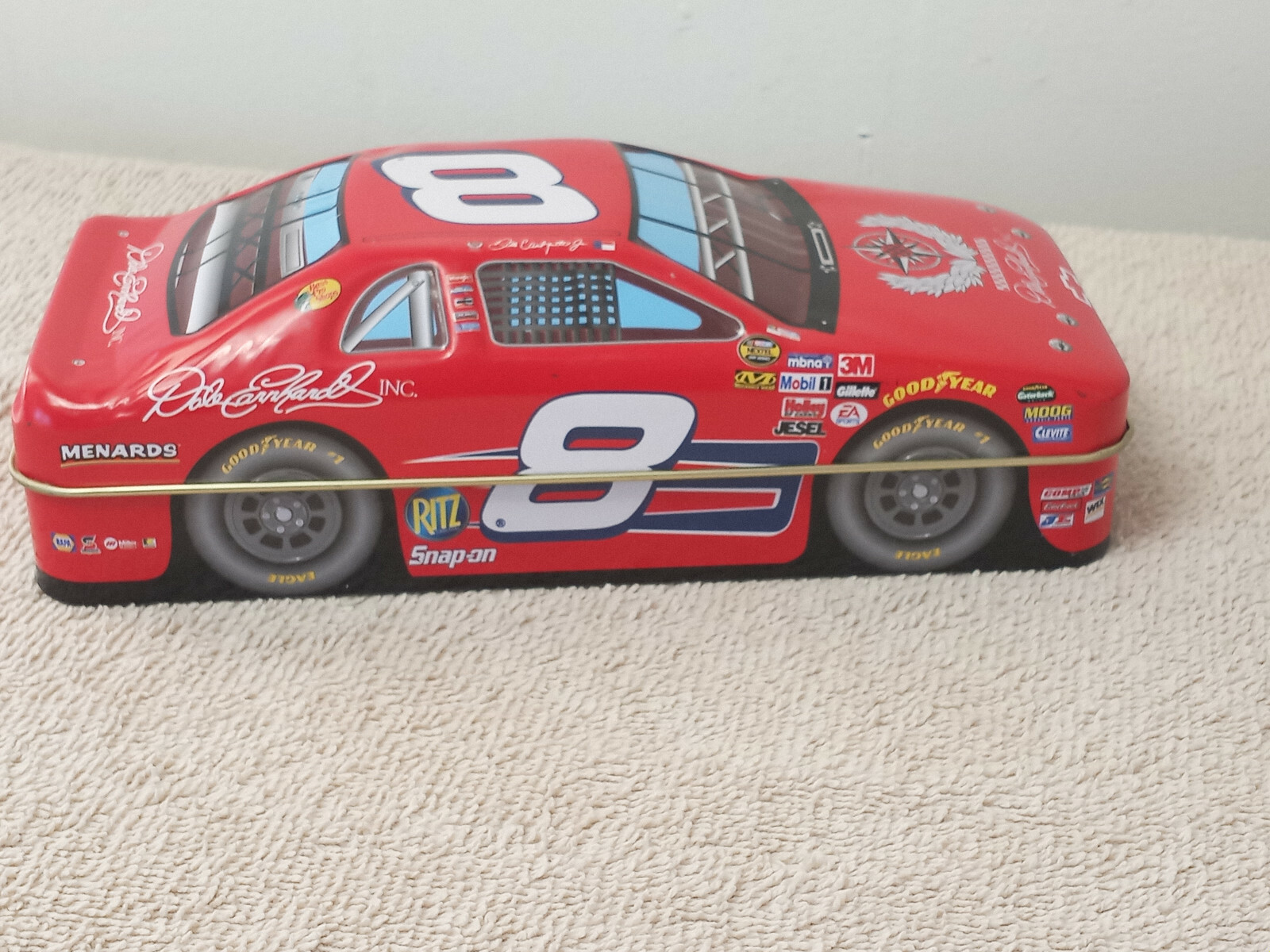 Picture 3 of 8