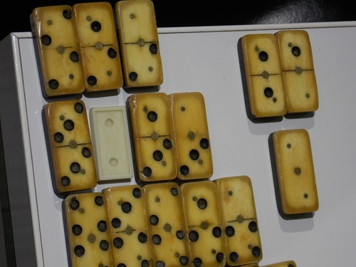 Antique Royal Games Travel Game Set - 28 Bakelite Dominoes, See description - Picture 3 of 11