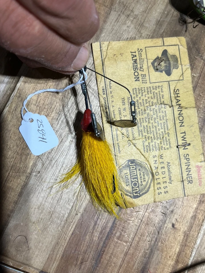 Señuelo de pesca vintage Shannon Jamison Twin Spinner (25841) Foto 2 de 4