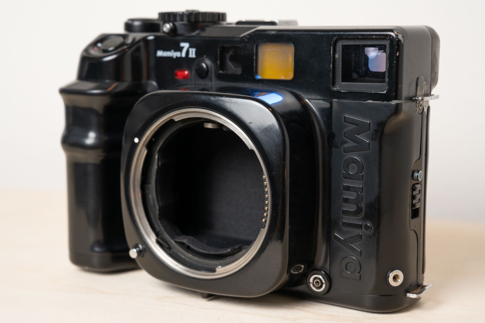 Mamiya 7 II Medium Format Rangefinder Film Camera Black (Body Only