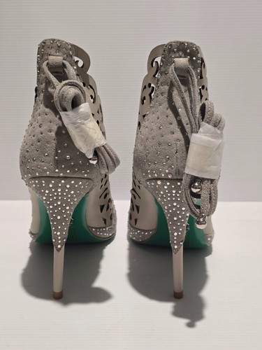 NEW G Terlato Designer Lux Boutique Lily Oyster Stilettos Bridal Couture NOS - Imagen 10 de 17