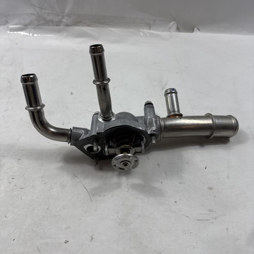 Genuine GM Engine Coolant Thermostat and Housing Assembly 12689039 - Picture 3 of 6