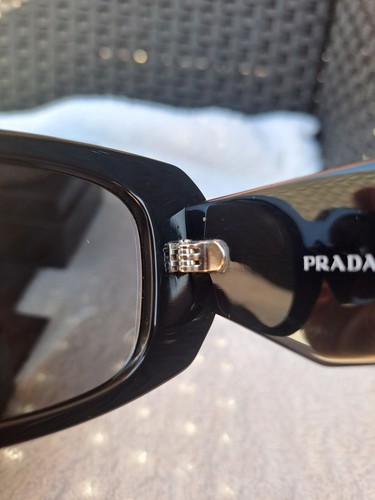 Occhiali da sole donna Prada - Foto 8 di 13