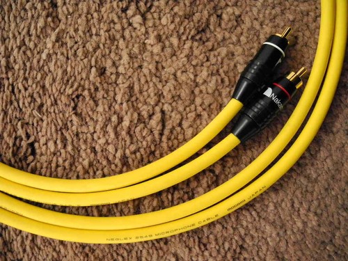 MOGAMI YELLOWJACKET 3' CABLES, NAKAMICHI GOLD RCA'S, CARDAS SOLDER. "REAL SOUND" - Picture 5 of 10