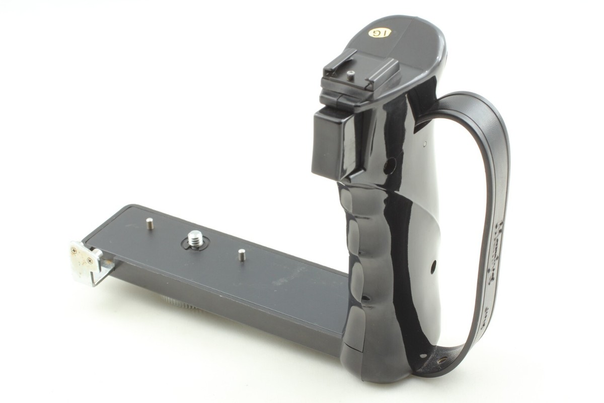 マミヤ レフトハンドグリップ C330 C220 RZ67 RB67 Pro S Exc+5** Mamiya Left Hand Grip For M645 C330 C220 RZ67 RB67
