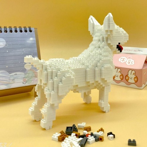 American Pit Bull Terrier Dog 3D Model DIY Mini Diamond Block Brick Building Toy - Picture 4 of 8