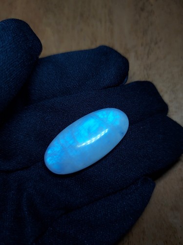 Long shape moonstone cabochon - loose natural moonstone gemstone 42.00 CTS - Picture 7 of 10