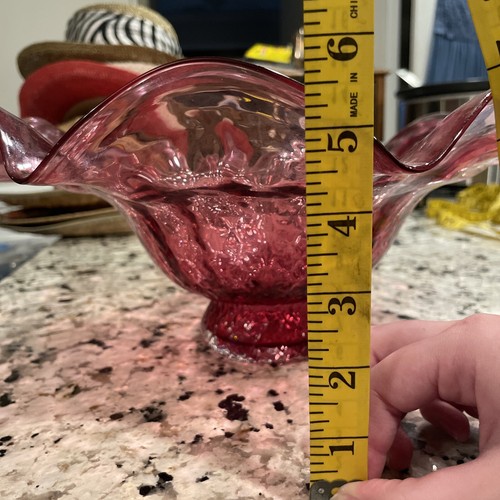 Art Blown Glass Fenton? Cranberry Quilted Optical Handkerchief Ruffled Edge Bowl - Picture 5 of 7
