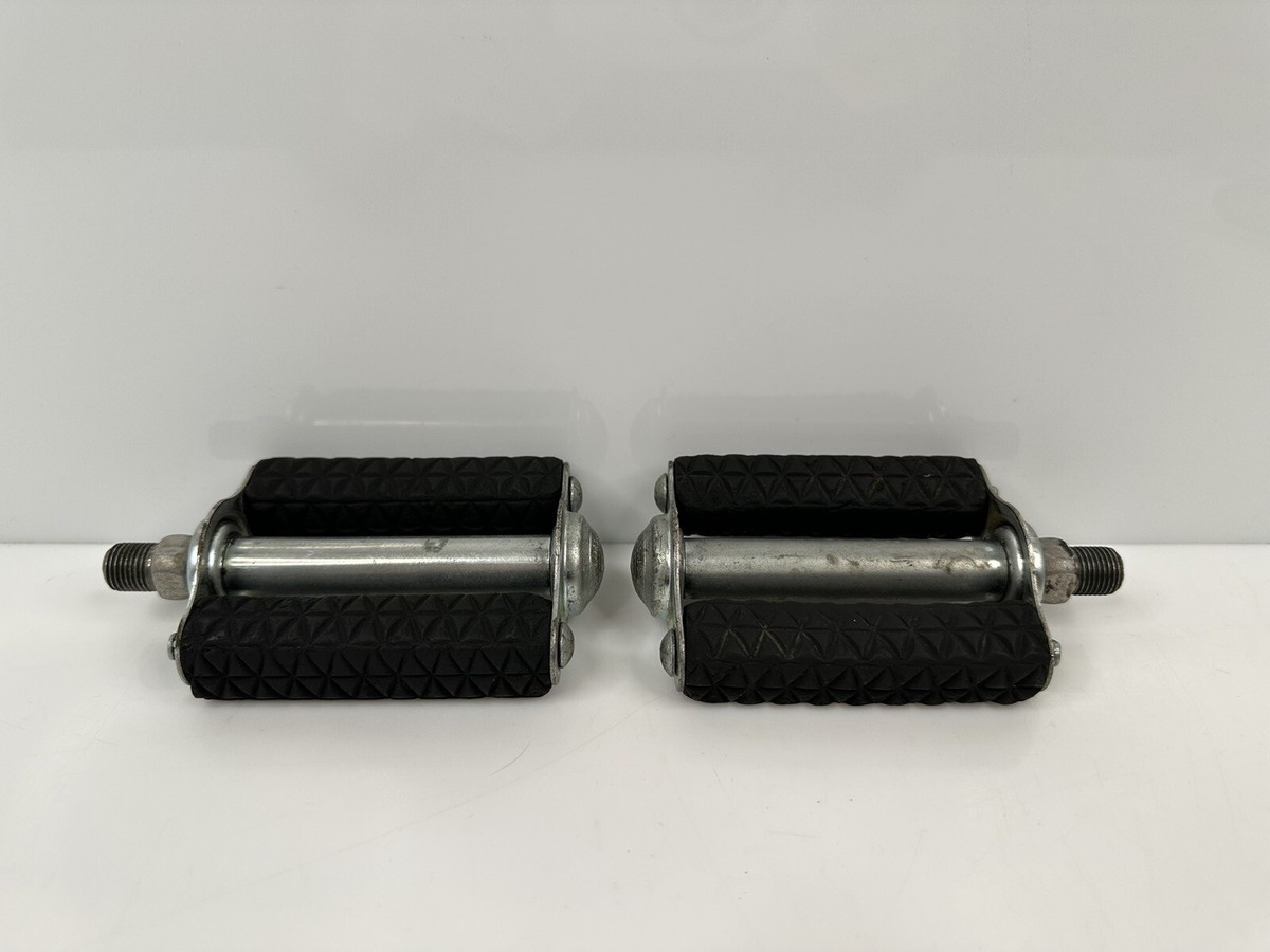 Vintage Early Schwinn Sting-Ray Pedals 1/2” Black USA | eBay